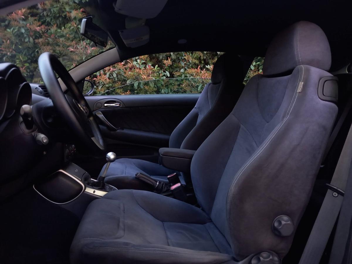 alfa-romeo-gt-2005-gasolina-1747cc