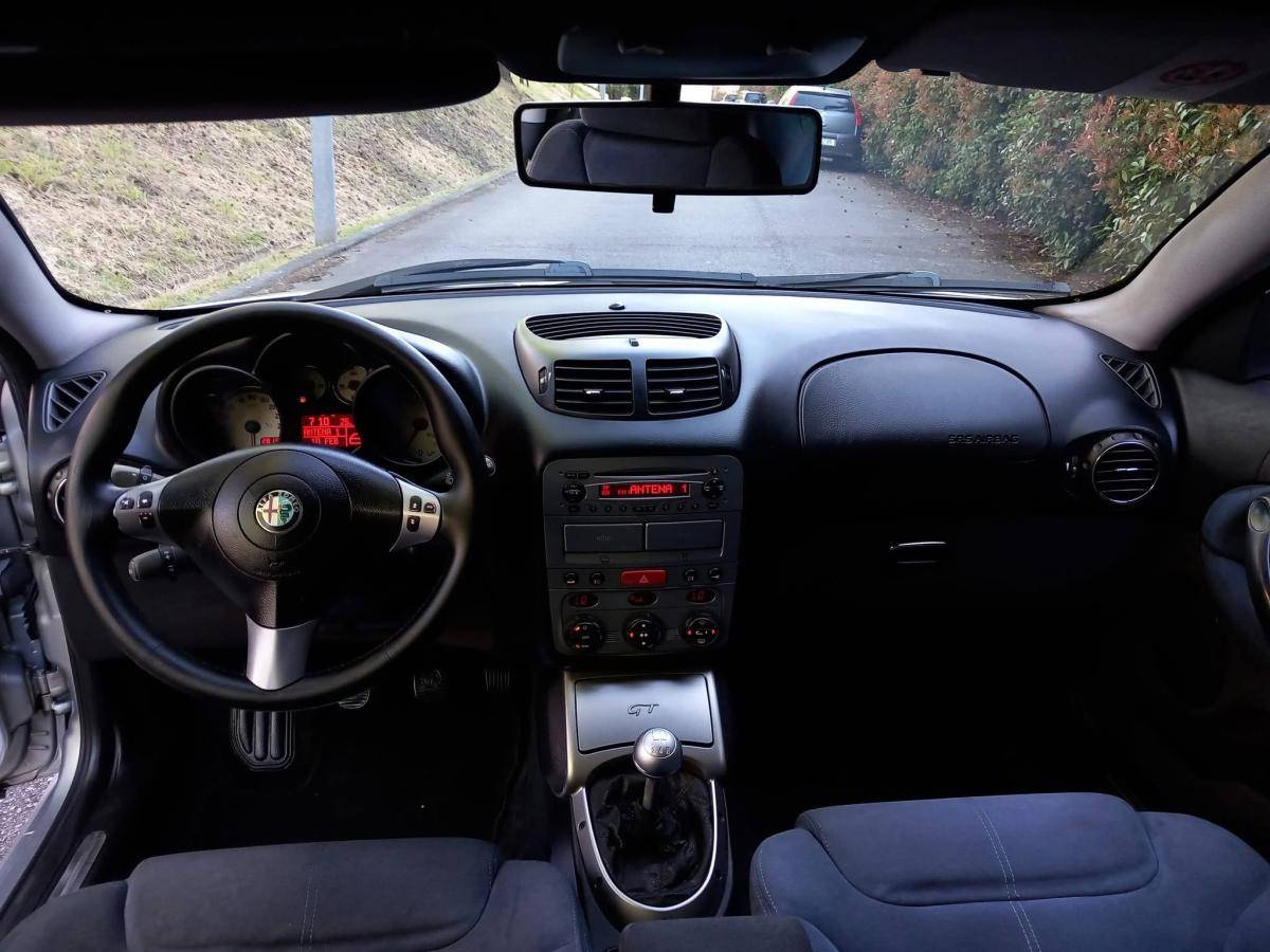 alfa-romeo-gt-2005-gasolina-1747cc