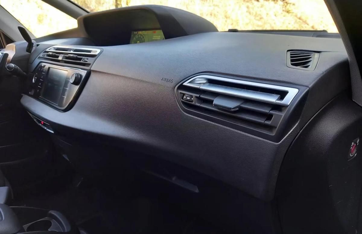 citroen-c4-grand-picasso-2015-diesel-1560cc