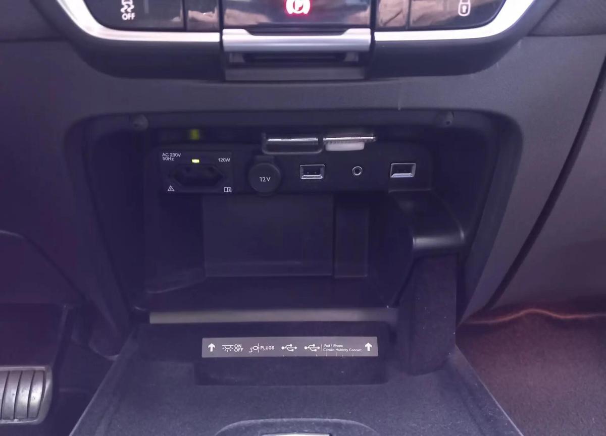 citroen-c4-grand-picasso-2015-diesel-1560cc