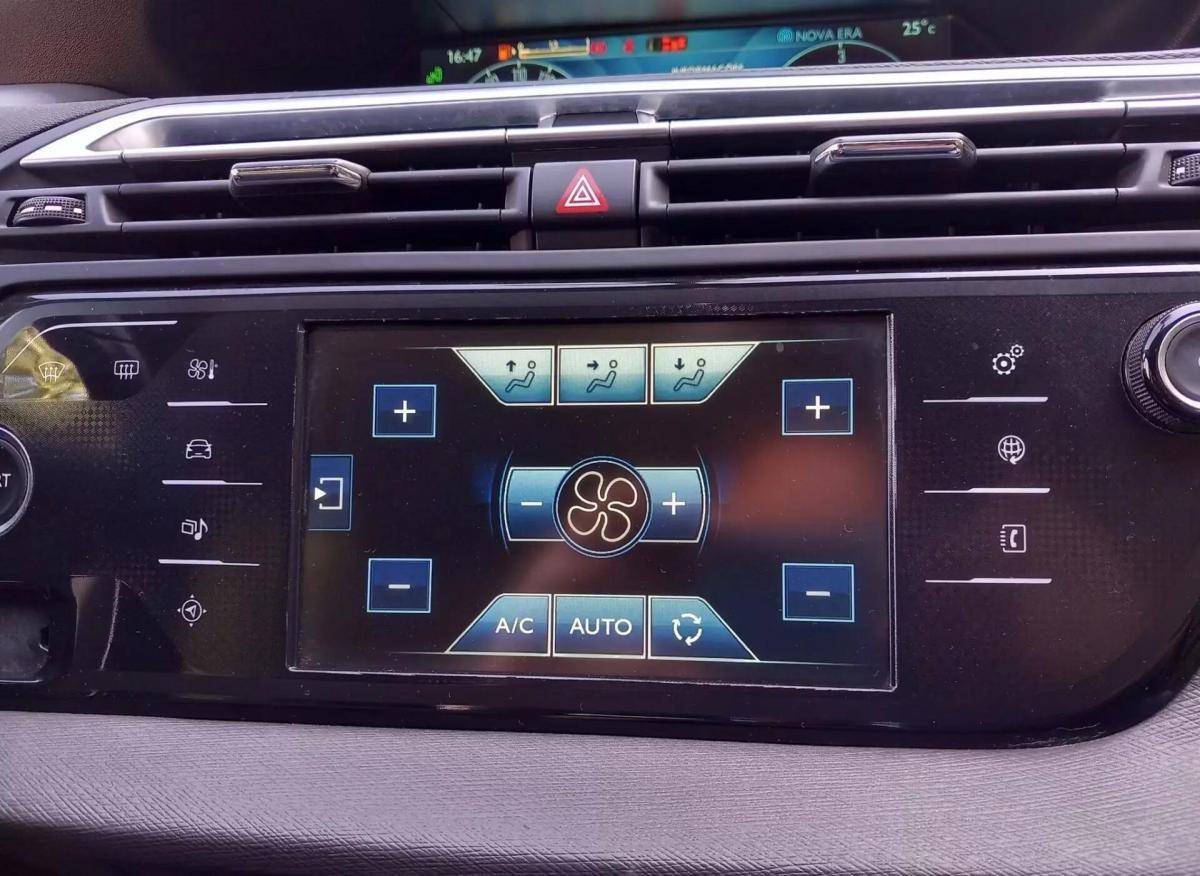 citroen-c4-grand-picasso-2015-diesel-1560cc