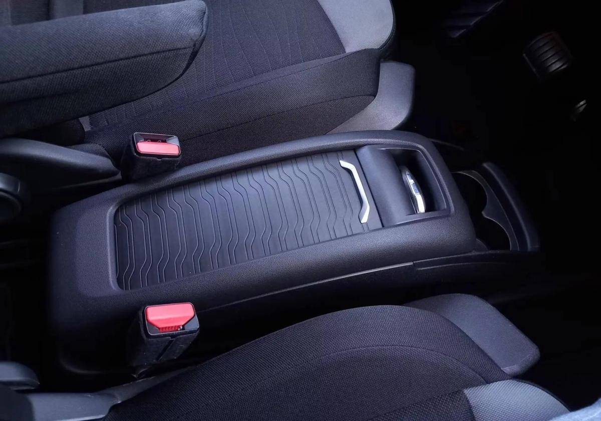 citroen-c4-grand-picasso-2015-diesel-1560cc