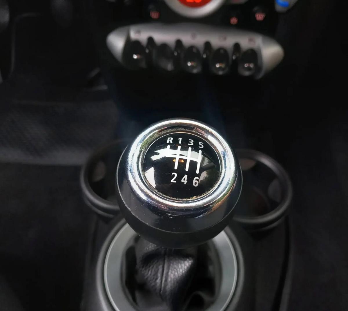 mini-cooper-2010-diesel-1598cc