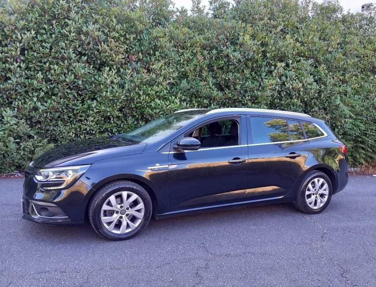 renault-megane-sport-tourer-2018-diesel-1461cc