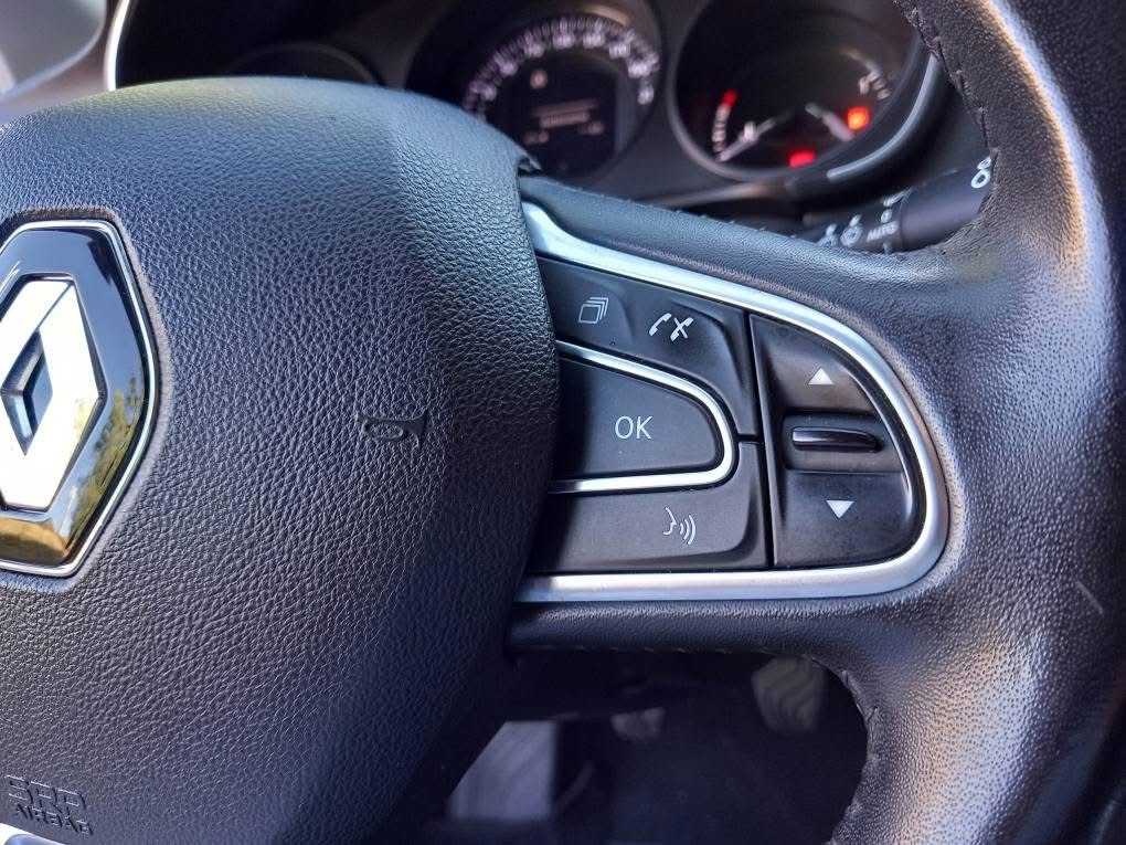 renault-megane-sport-tourer-2018-diesel-1461cc