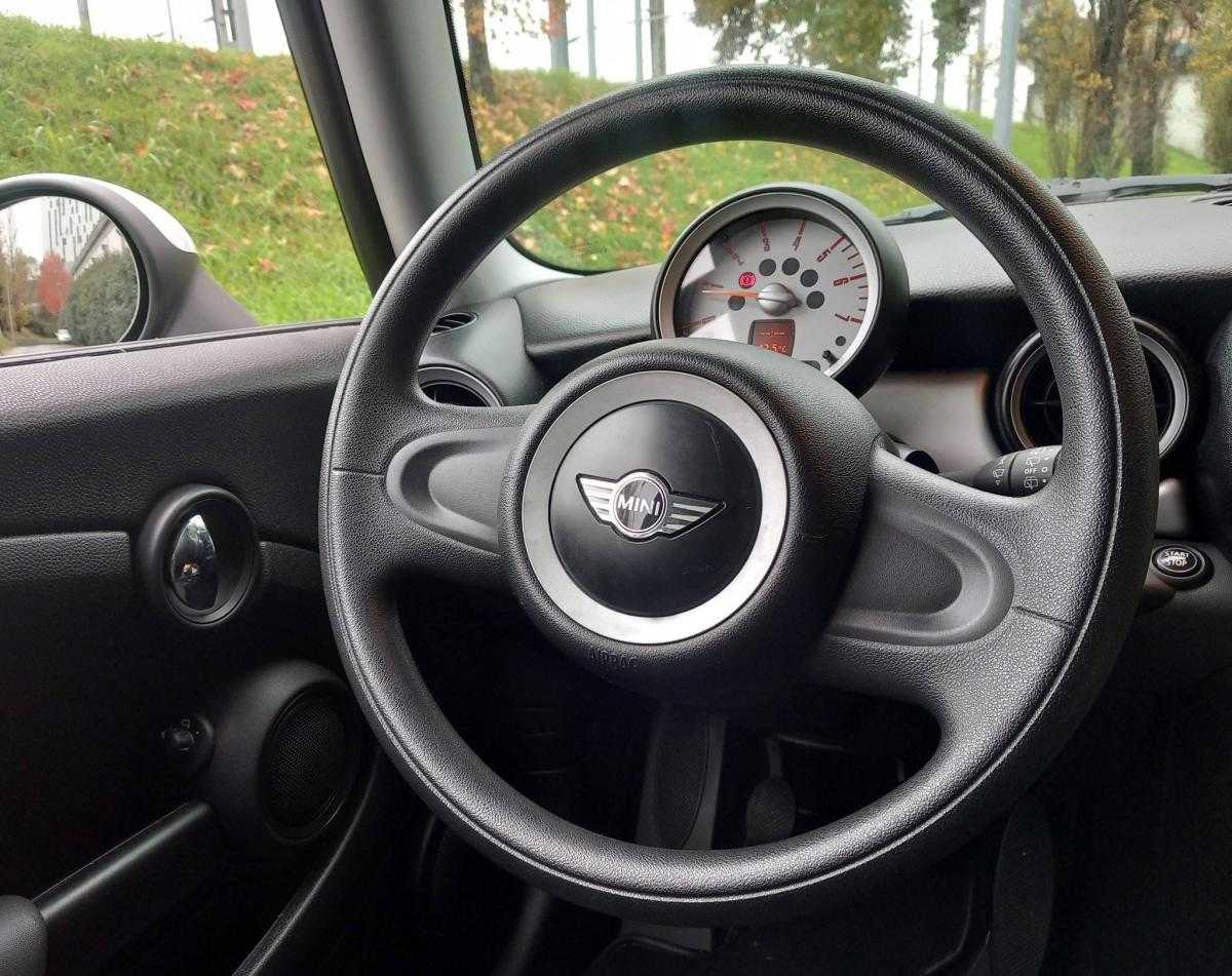 mini-cooper-2010-diesel-1598cc