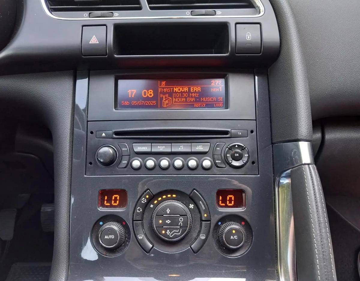 peugeot-3008-2011-diesel-1560cc