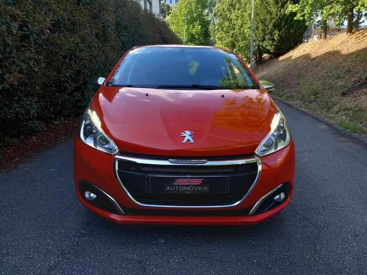 peugeot-208-2017-gasolina-1199cc