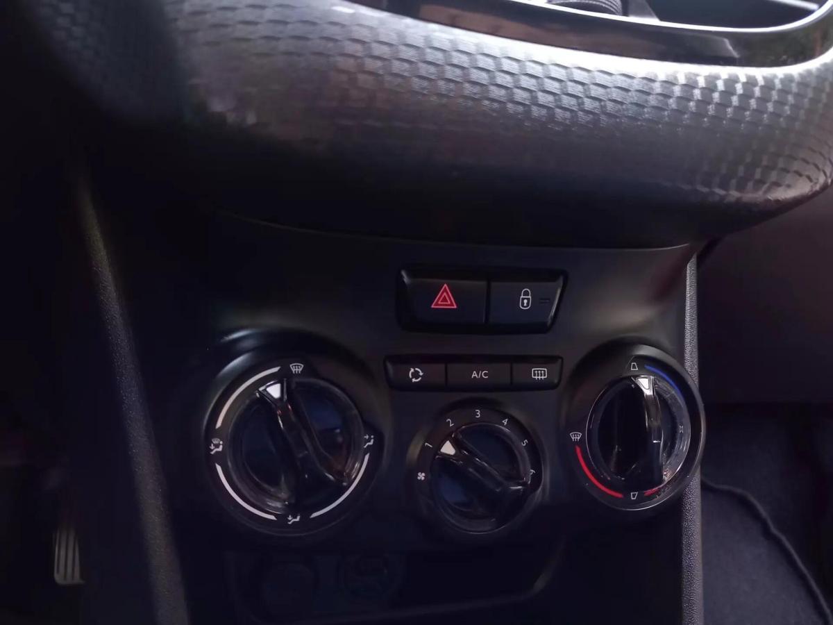 peugeot-208-2017-gasolina-1199cc