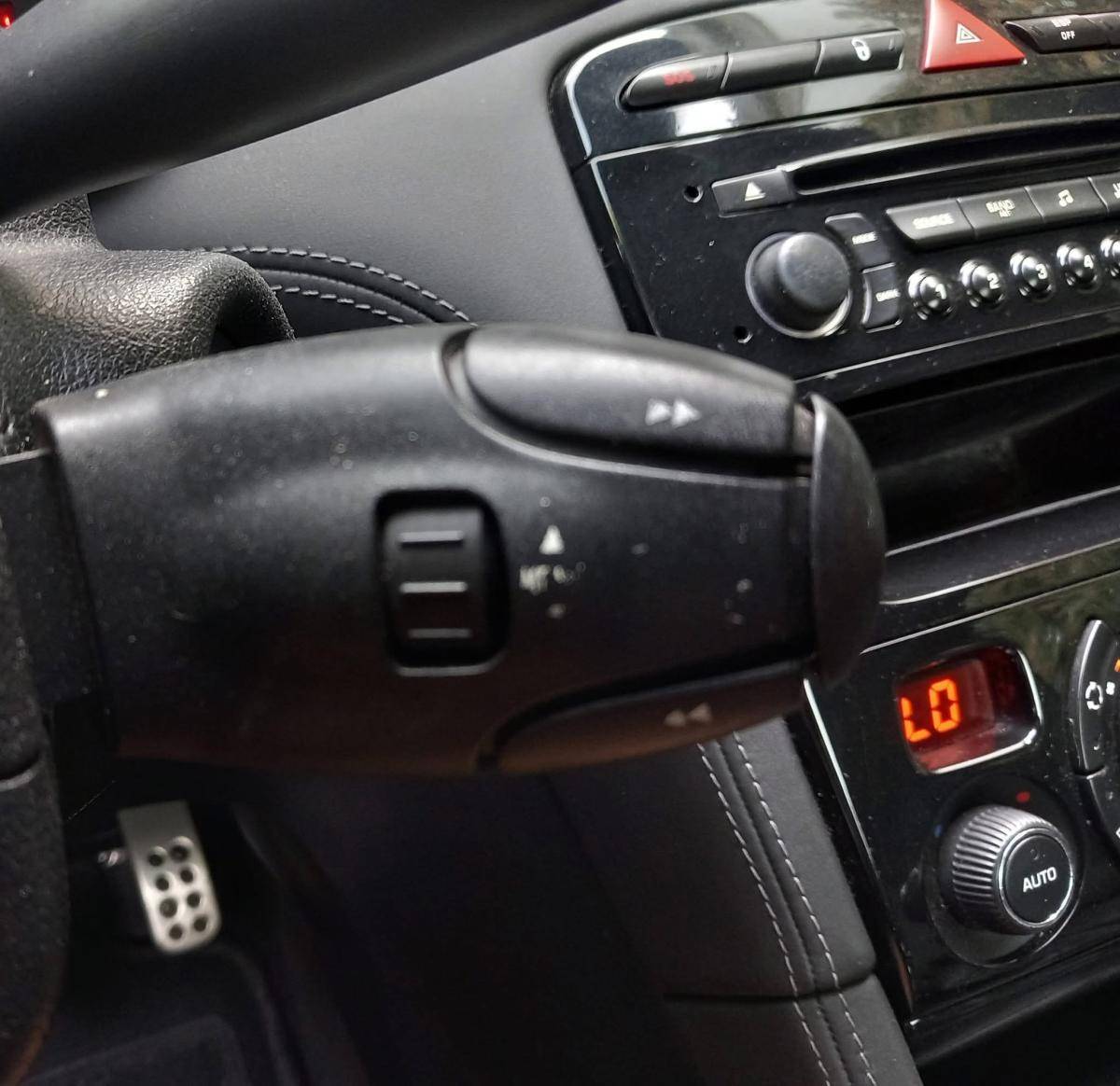 peugeot-rcz-2010-gasolina-1598cc