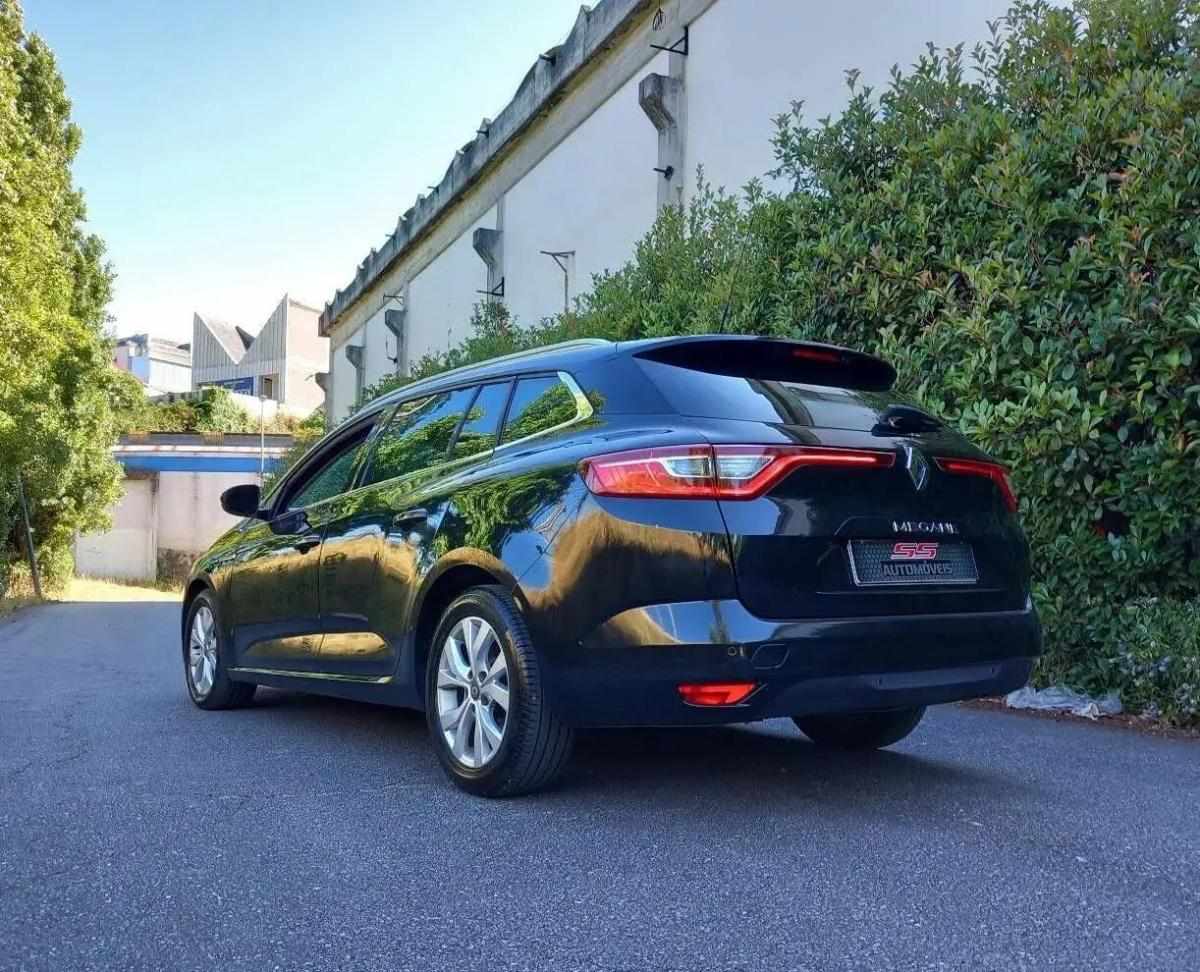 renault-megane-sport-tourer-2018-diesel-1461cc