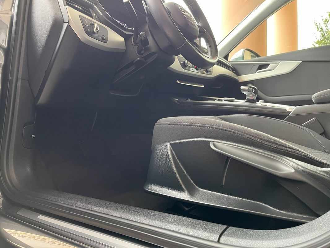 audi-a4-avant-2019-diesel-1968cc