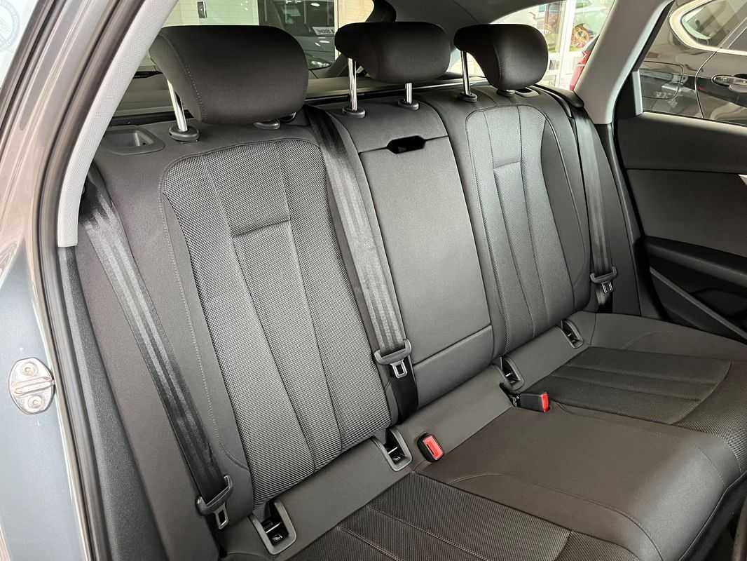 audi-a4-avant-2019-diesel-1968cc