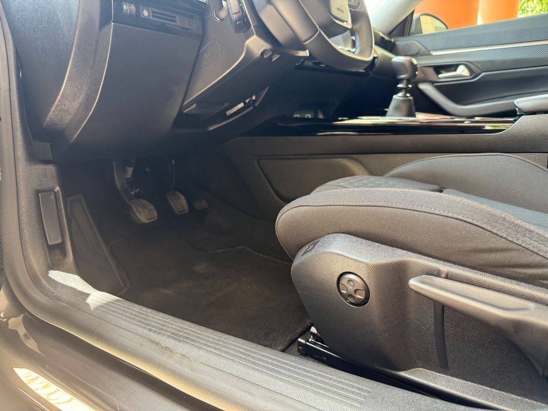 peugeot-508-2020-diesel-1499cc