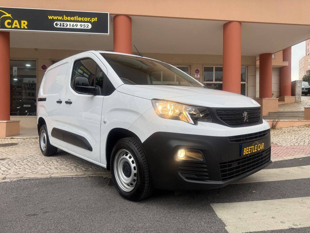 peugeot-partner-2023-diesel-1499cc