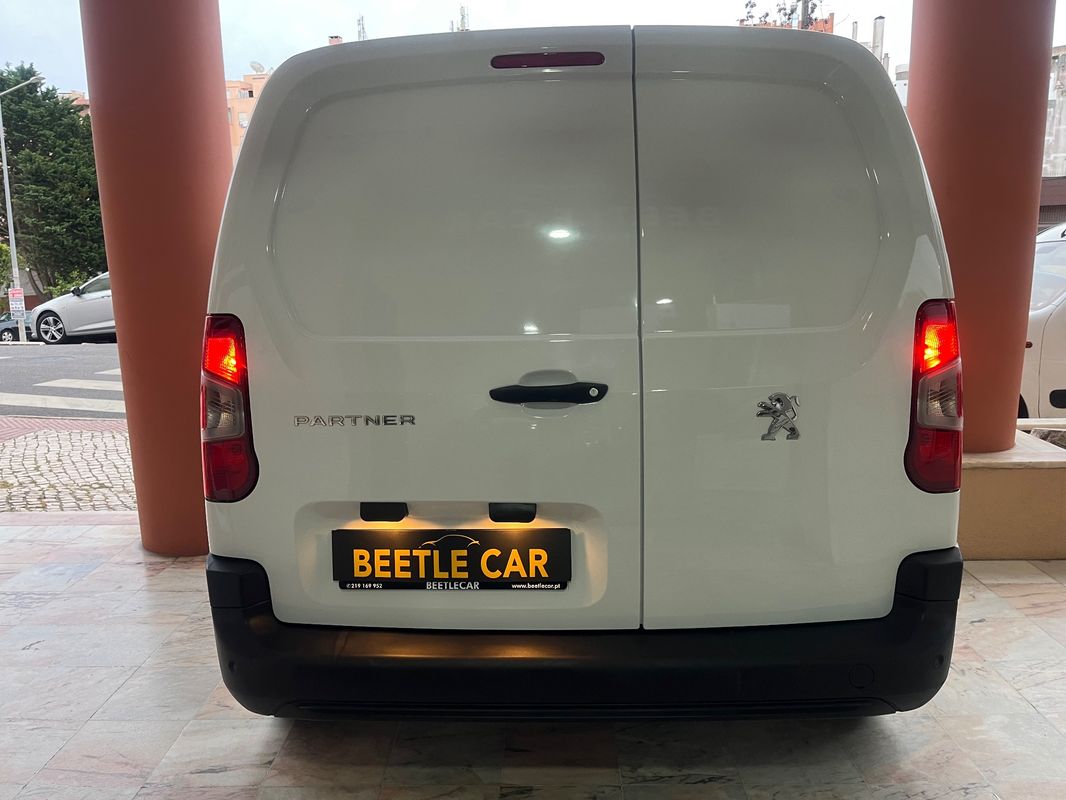 peugeot-partner-2023-diesel-1499cc
