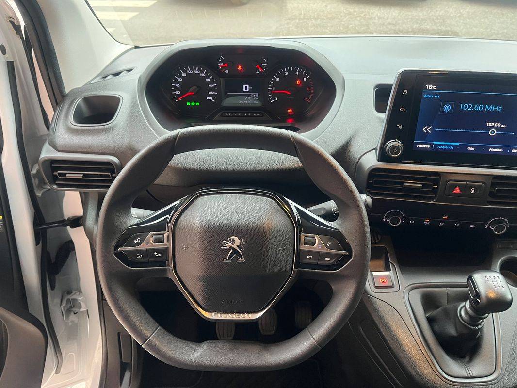 peugeot-partner-2023-diesel-1499cc