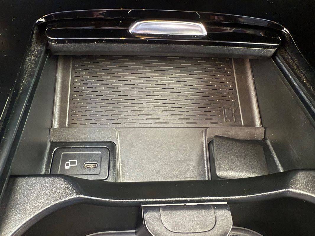 mercedes-benz-cla-2023-diesel-1950cc