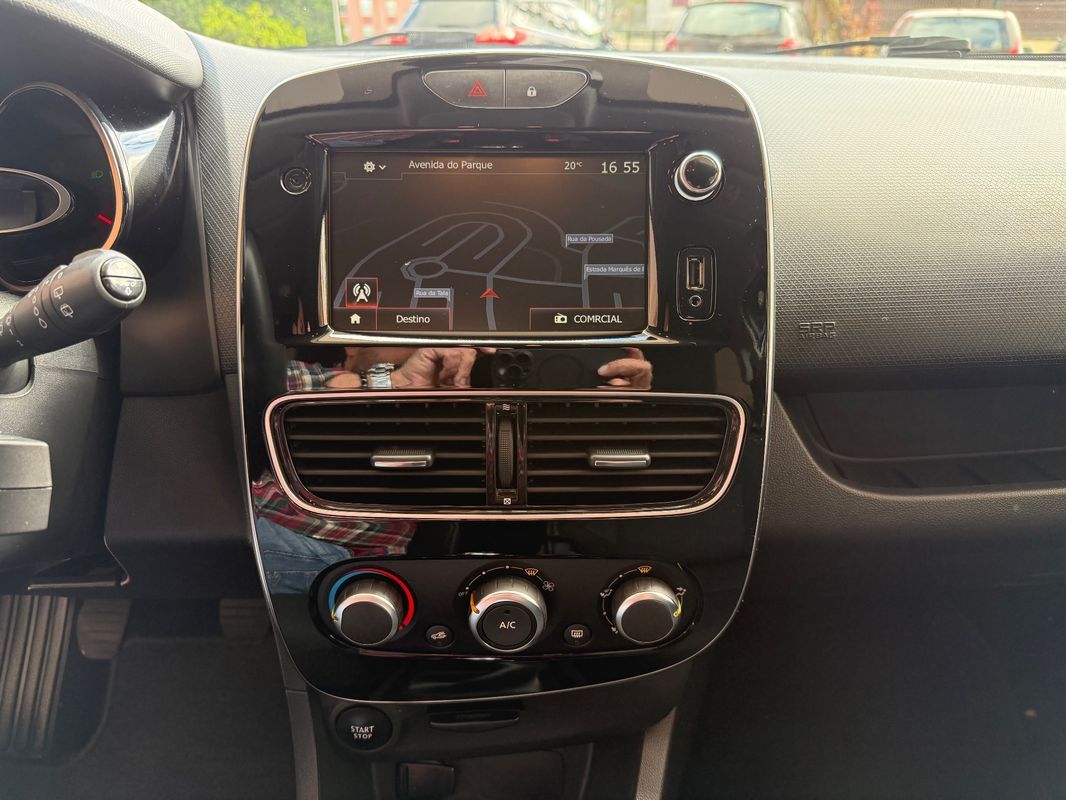 renault-clio-sport-tourer-2019-diesel-1461cc