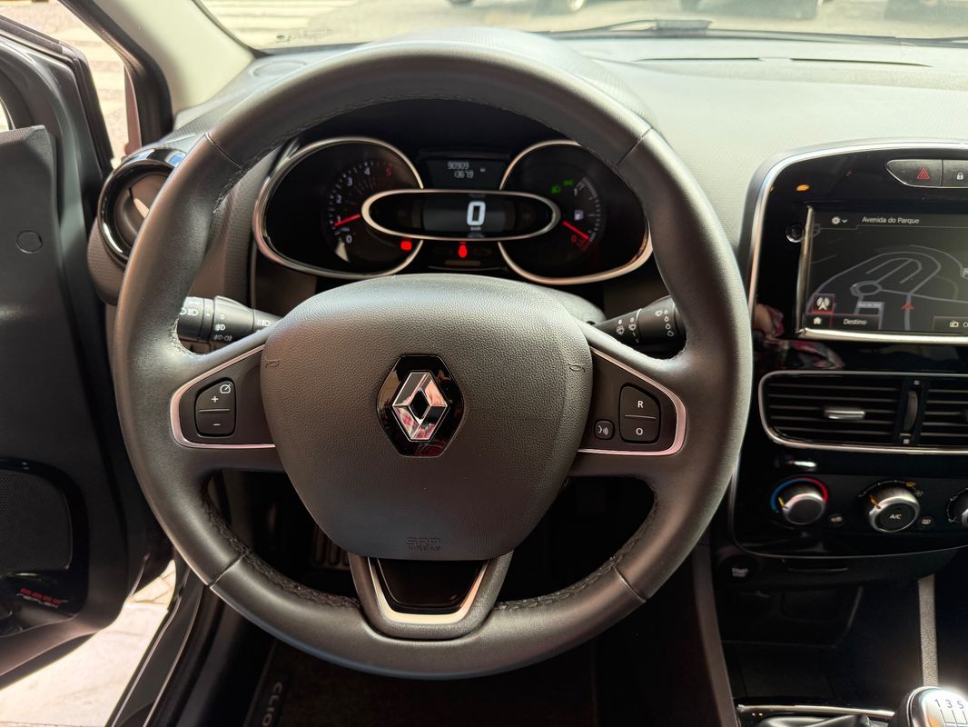 renault-clio-sport-tourer-2019-diesel-1461cc