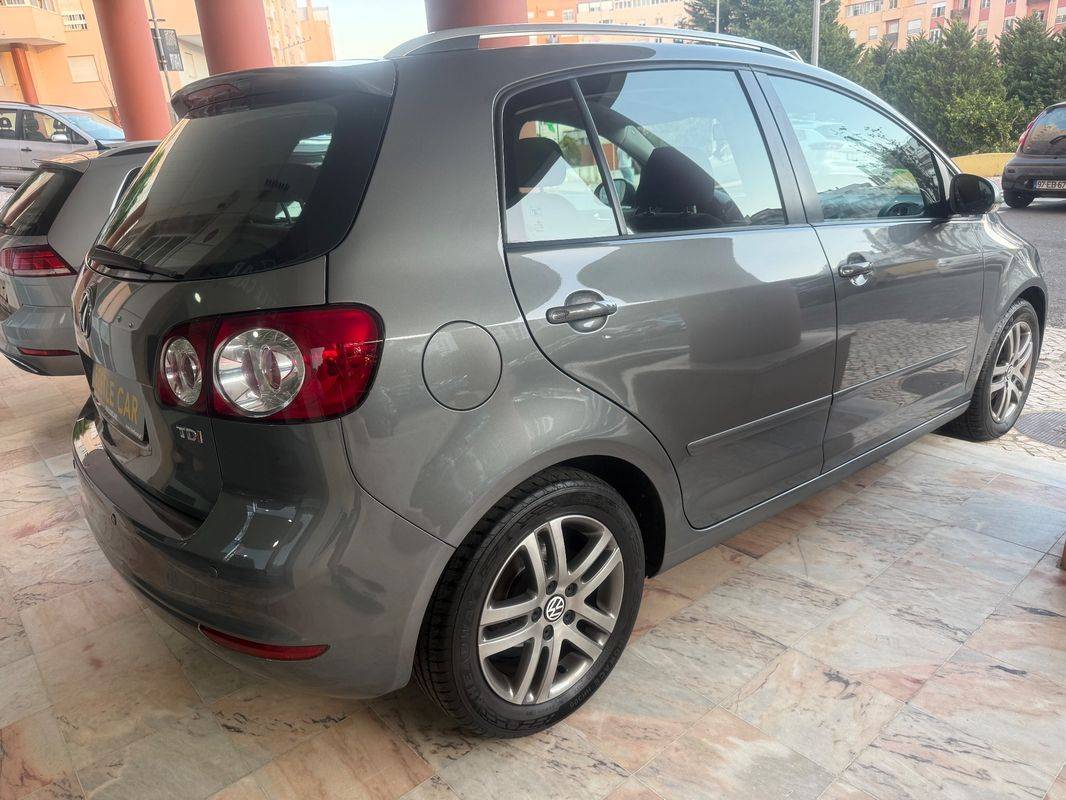 volkswagen-golf-plus-2011-diesel-1598cc