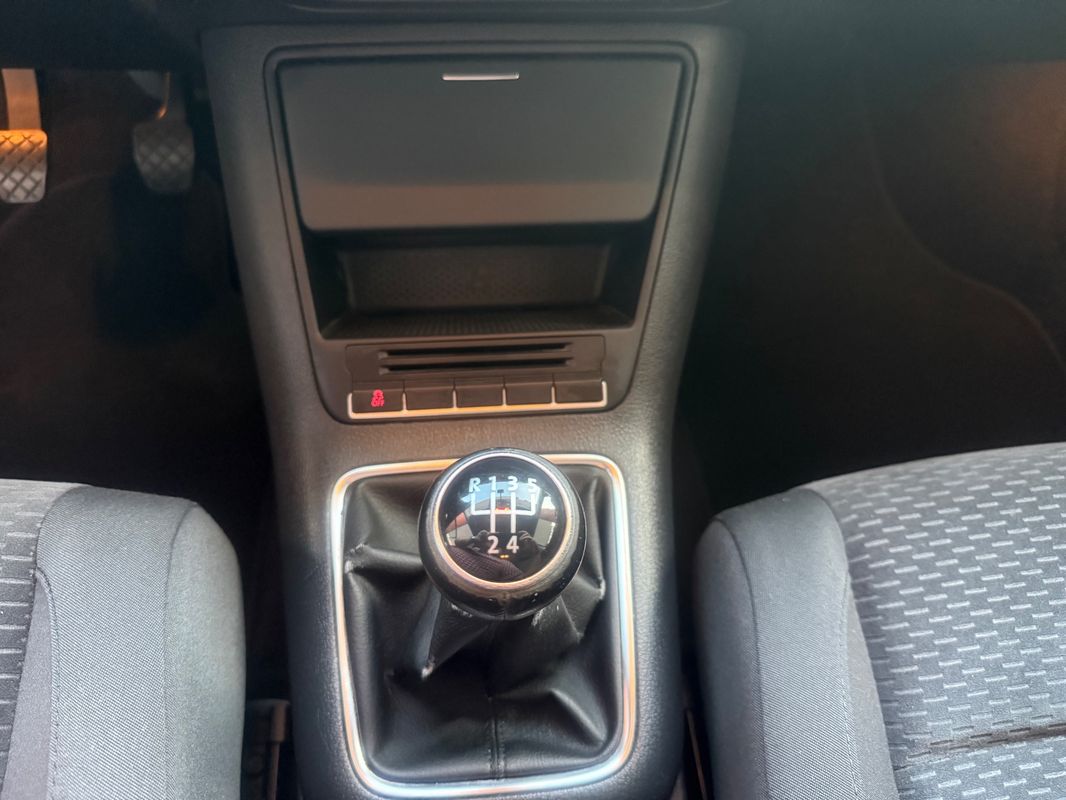 volkswagen-golf-plus-2011-diesel-1598cc
