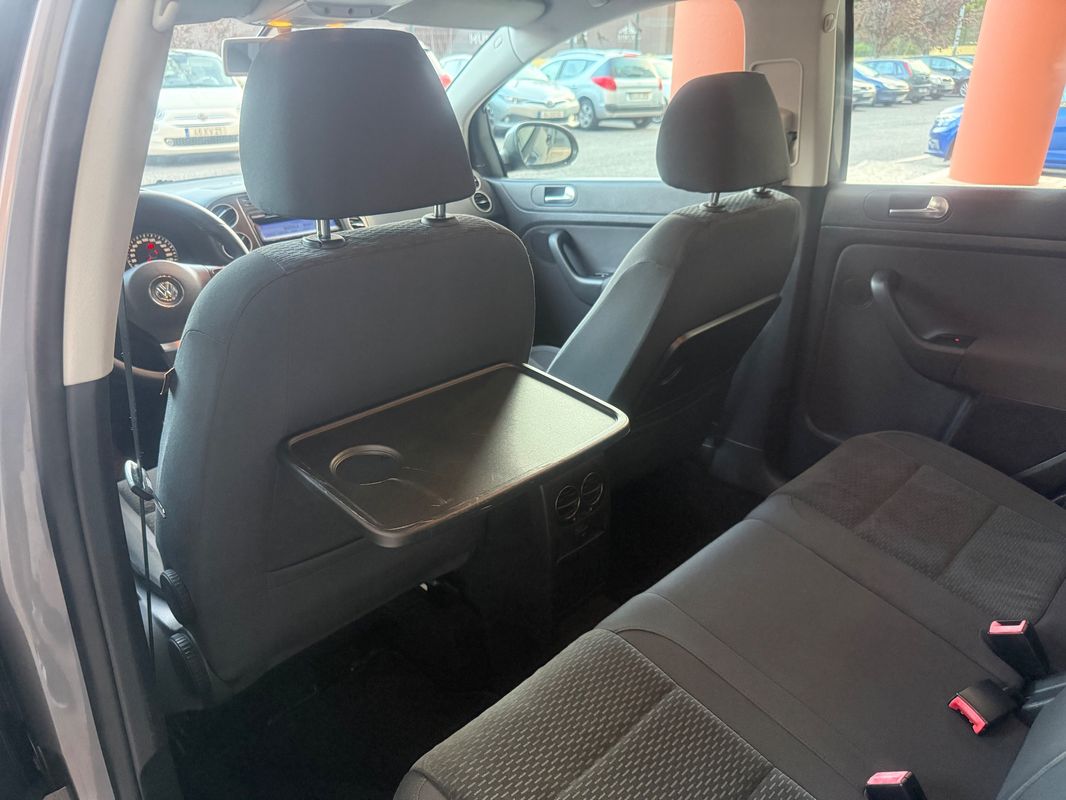volkswagen-golf-plus-2011-diesel-1598cc