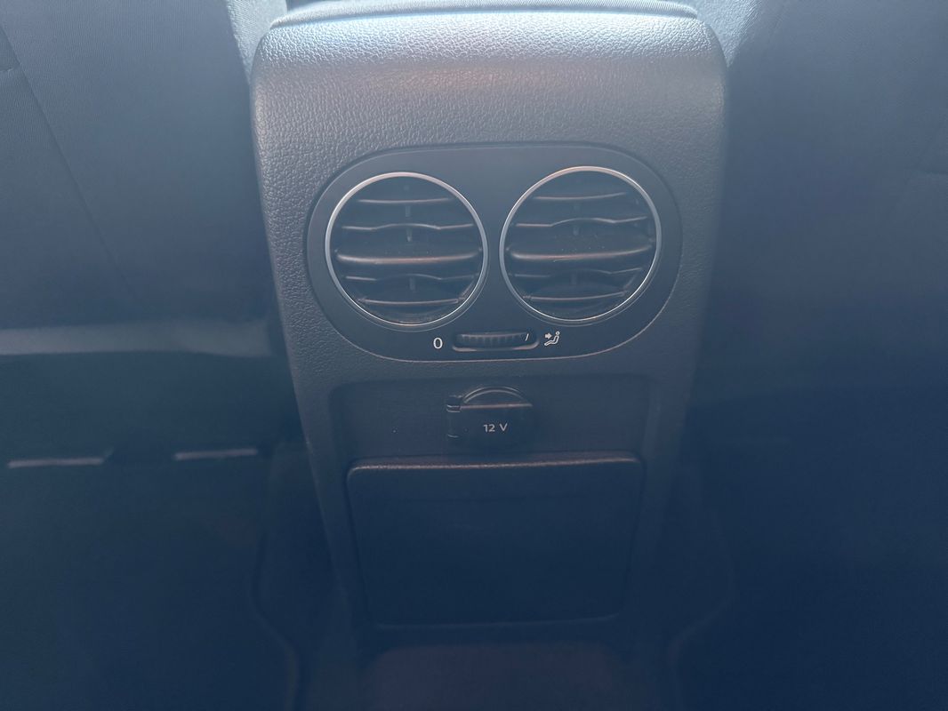 volkswagen-golf-plus-2011-diesel-1598cc