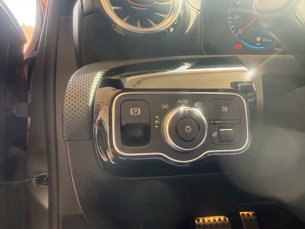 mercedes-benz-classe-a-2021-hibrido-a-gasolina-1332cc