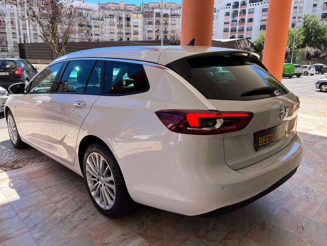 opel-insignia-sports-tourer-2019-diesel-1598cc