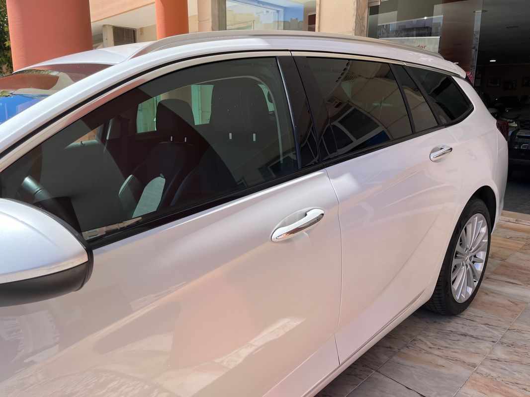 opel-insignia-sports-tourer-2019-diesel-1598cc
