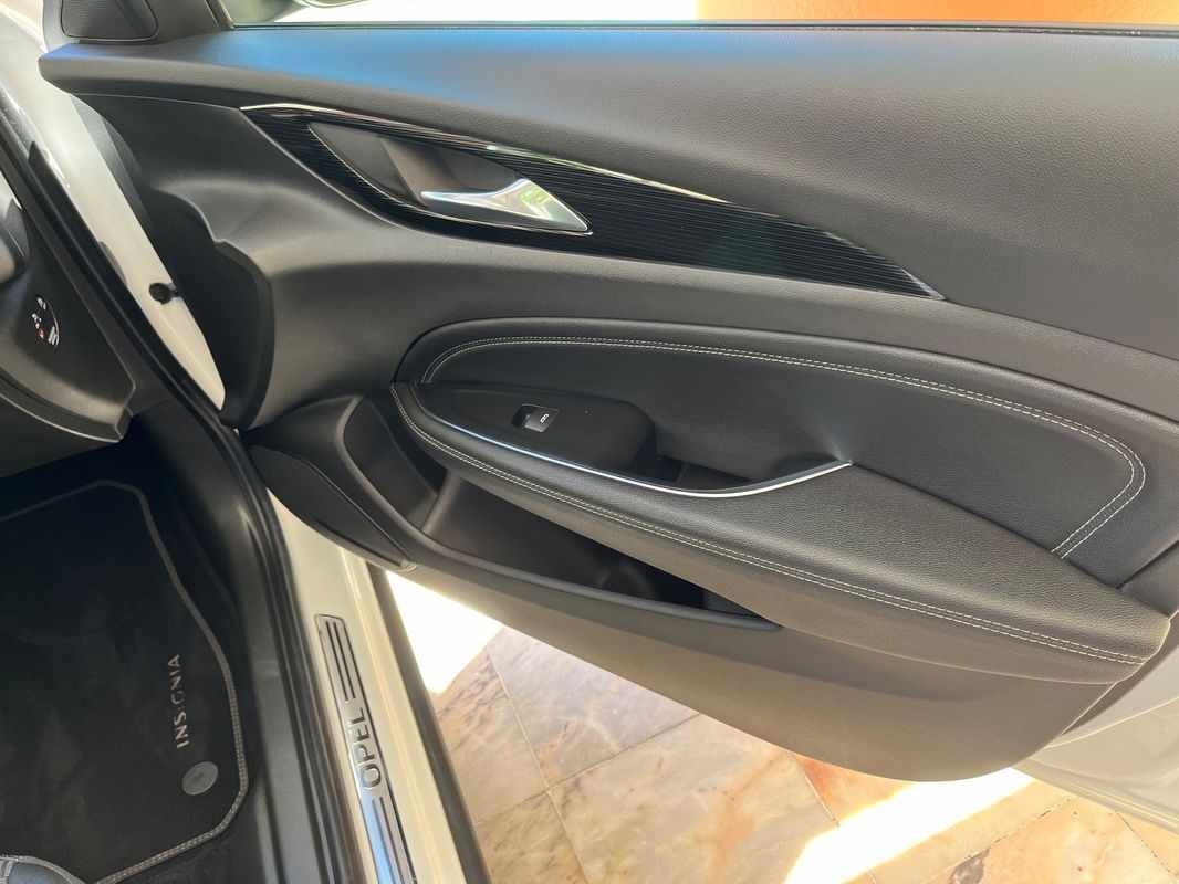 opel-insignia-sports-tourer-2019-diesel-1598cc