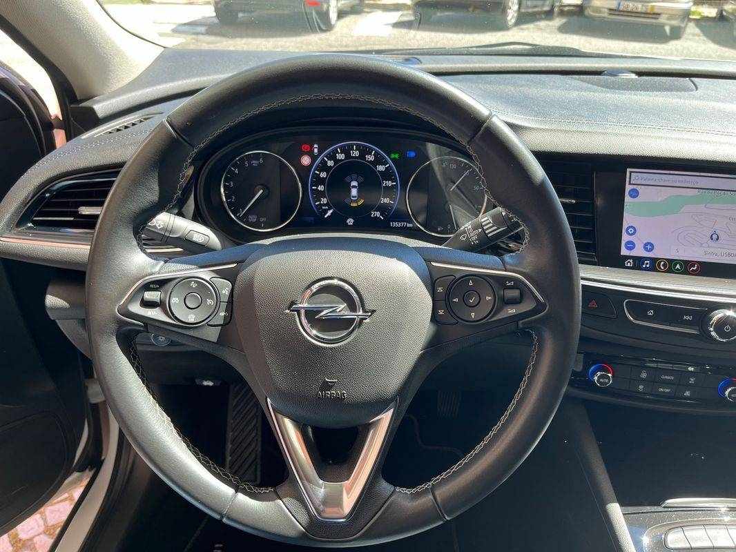 opel-insignia-sports-tourer-2019-diesel-1598cc