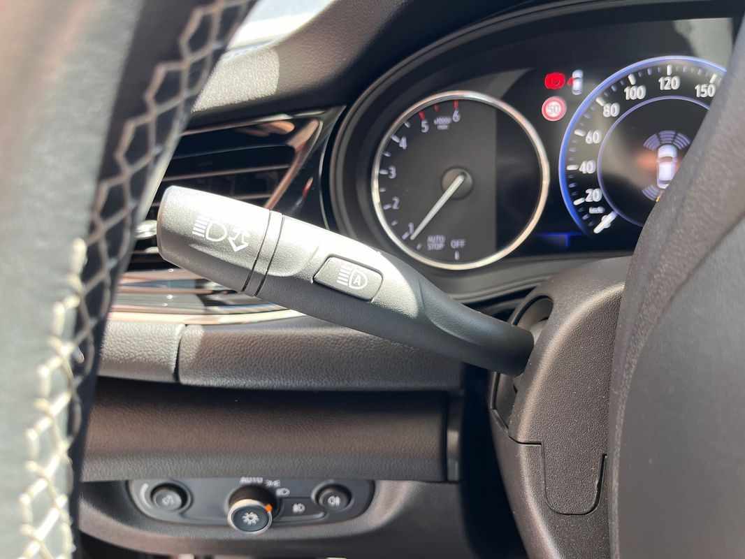opel-insignia-sports-tourer-2019-diesel-1598cc