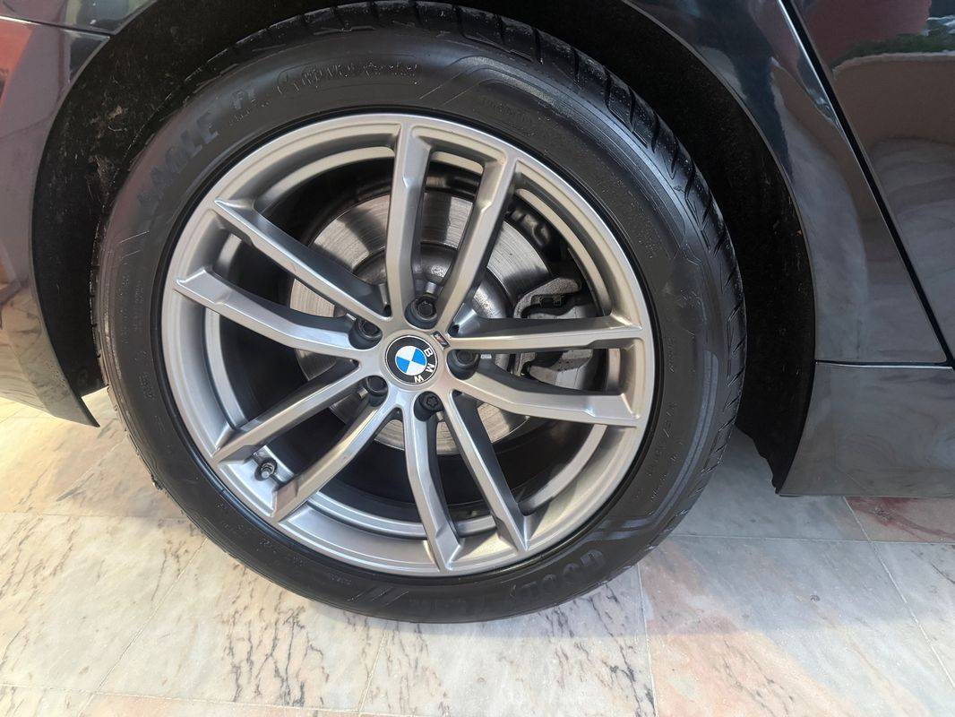 bmw-serie-5-2019-diesel-1995cc