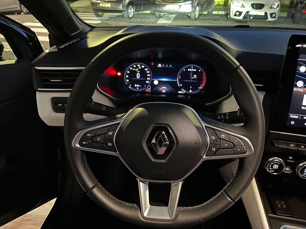 renault-clio-2022-diesel-1461cc