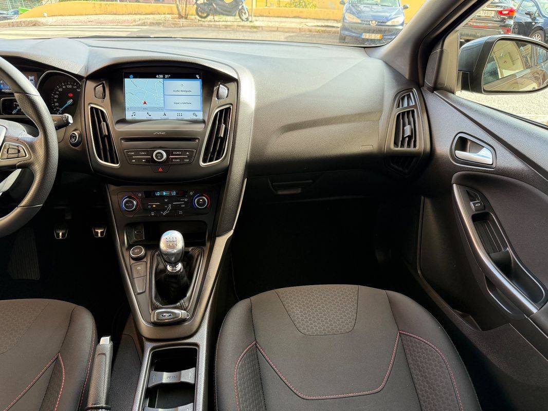 ford-focus-sw-2018-diesel-1499cc