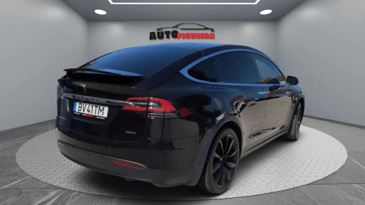 tesla-model-x-2018-eletrico-0cc