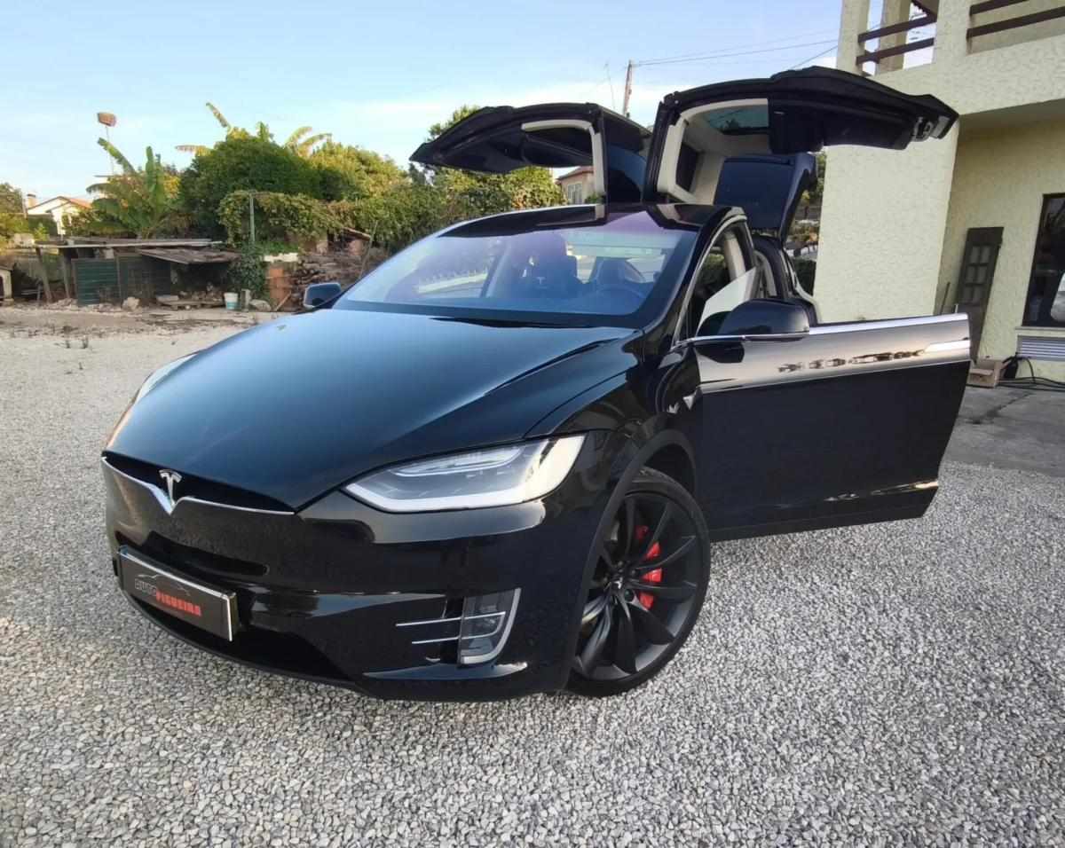 tesla-model-x-2018-eletrico-0cc