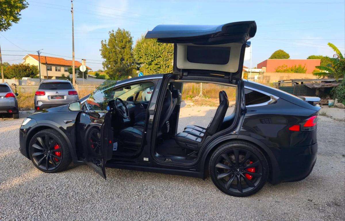 tesla-model-x-2018-eletrico-0cc