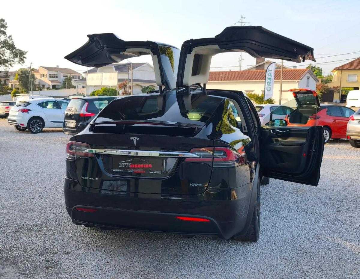 tesla-model-x-2018-eletrico-0cc
