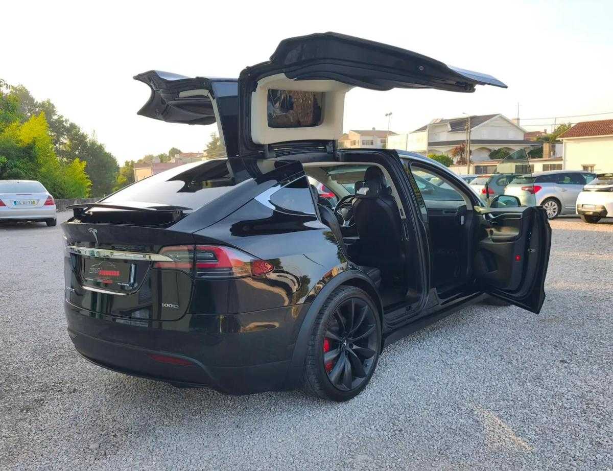 tesla-model-x-2018-eletrico-0cc
