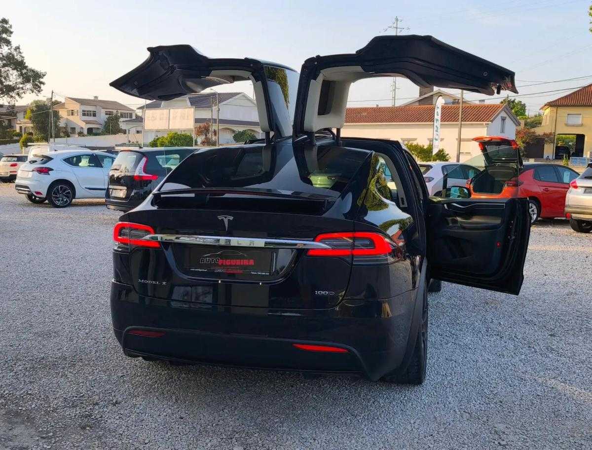 tesla-model-x-2018-eletrico-0cc