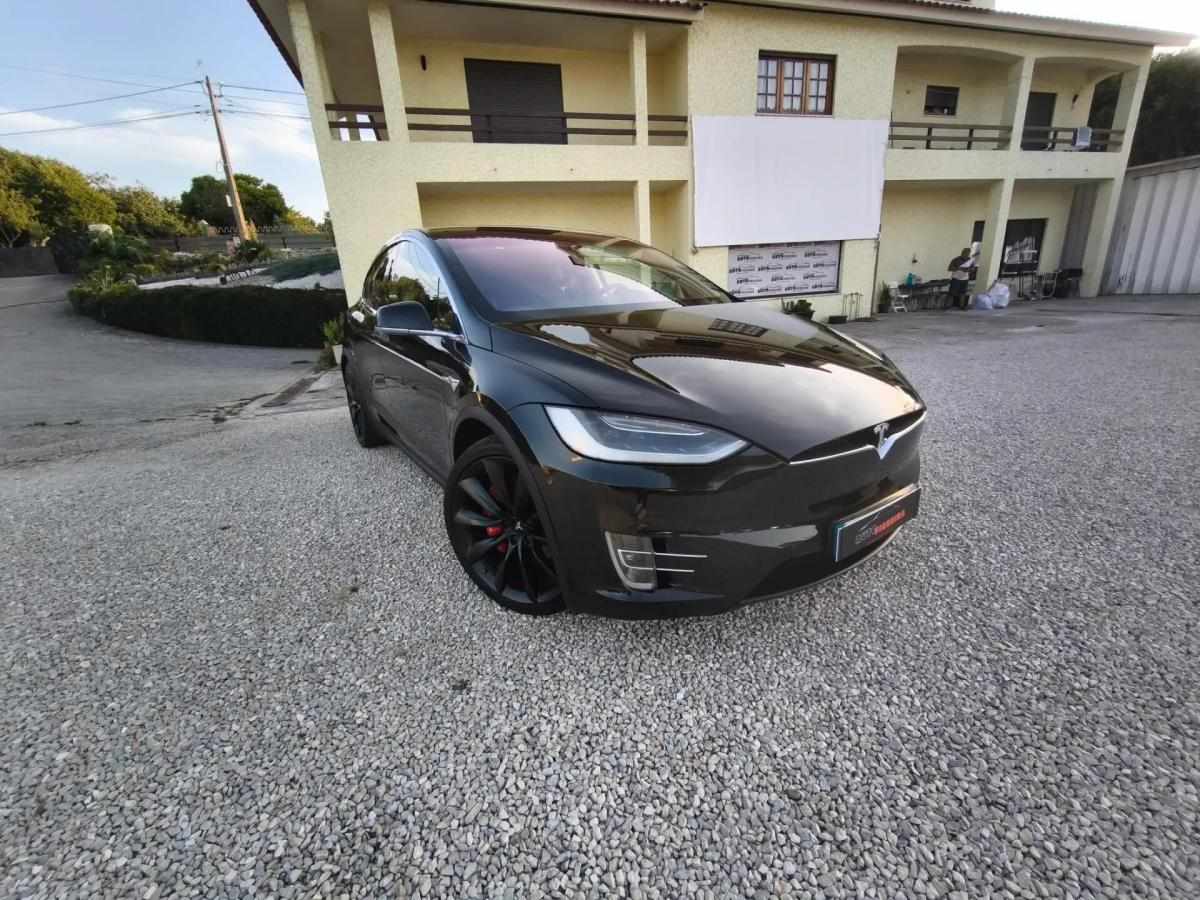 tesla-model-x-2018-eletrico-0cc