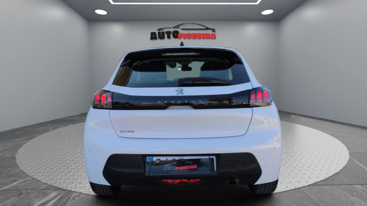peugeot-208-2021-gasolina-1199cc
