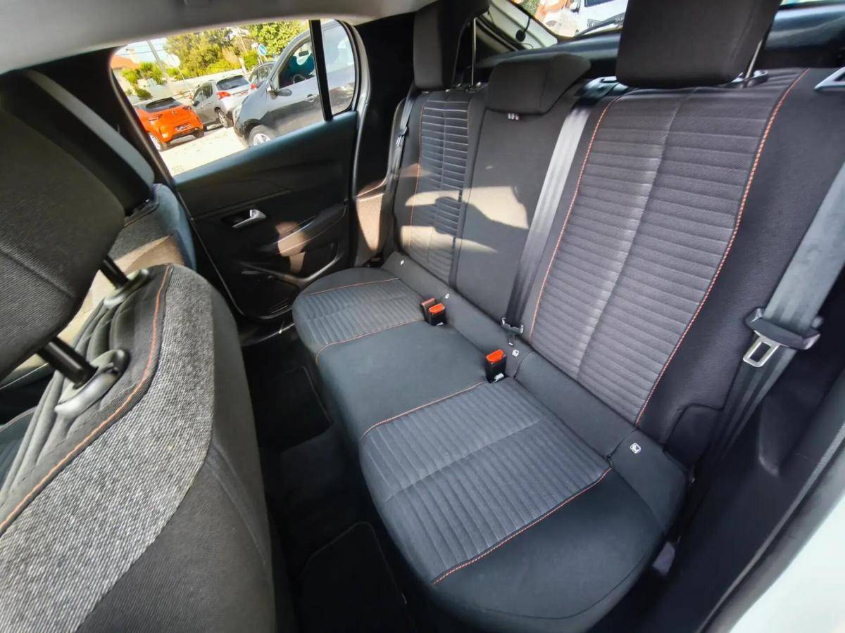 peugeot-208-2021-gasolina-1199cc