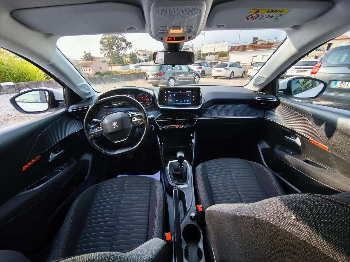 peugeot-208-2021-gasolina-1199cc