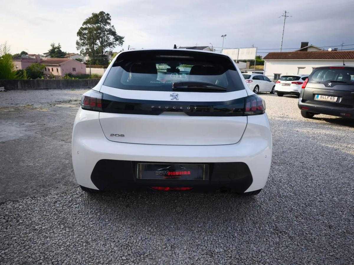 peugeot-208-2021-gasolina-1199cc