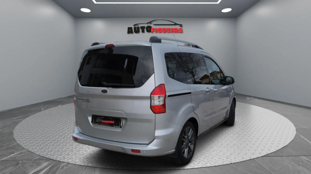 ford-tourneo-courier-2015-diesel-1499cc