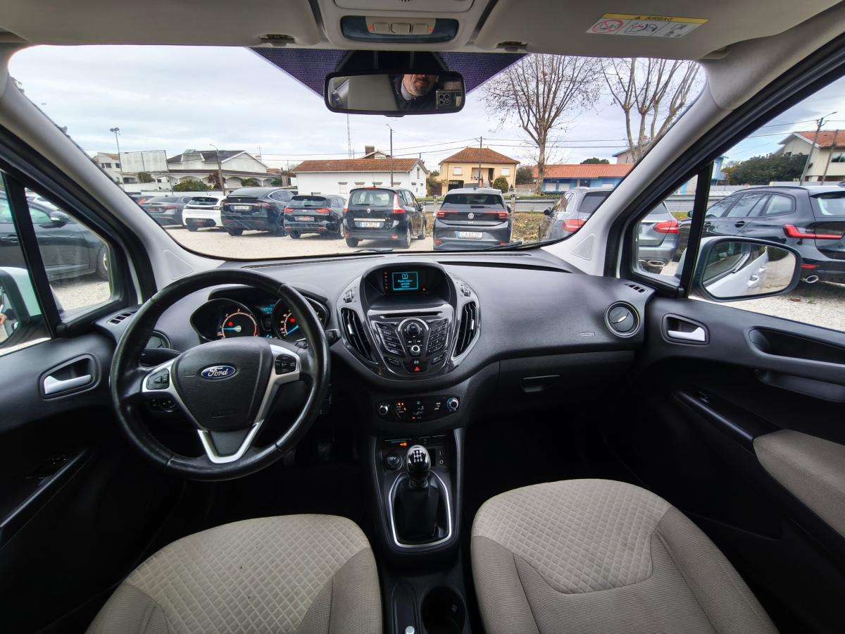 ford-tourneo-courier-2015-diesel-1499cc